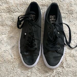 DC vegan skate shoes